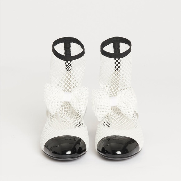 New Chanel 2023 White Mesh Preowned Slip On Bow Ankle Boots Size 42 - Picture 1 of 16